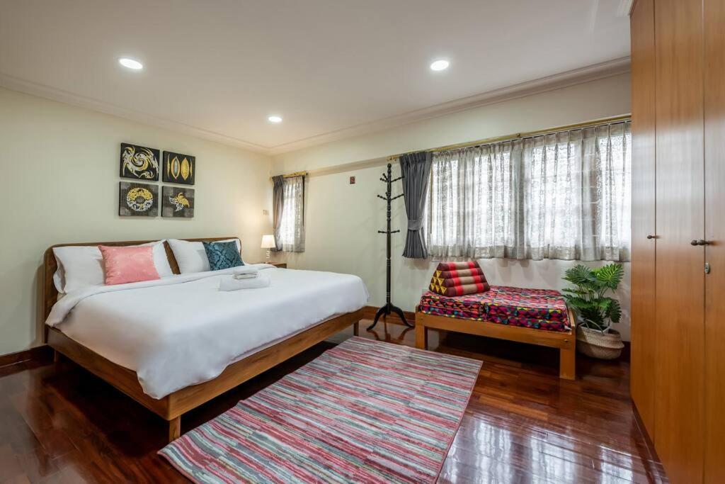 AT NANA ,4BR,4R,Nana BTS,10MintoSiam Banguecoque Exterior foto