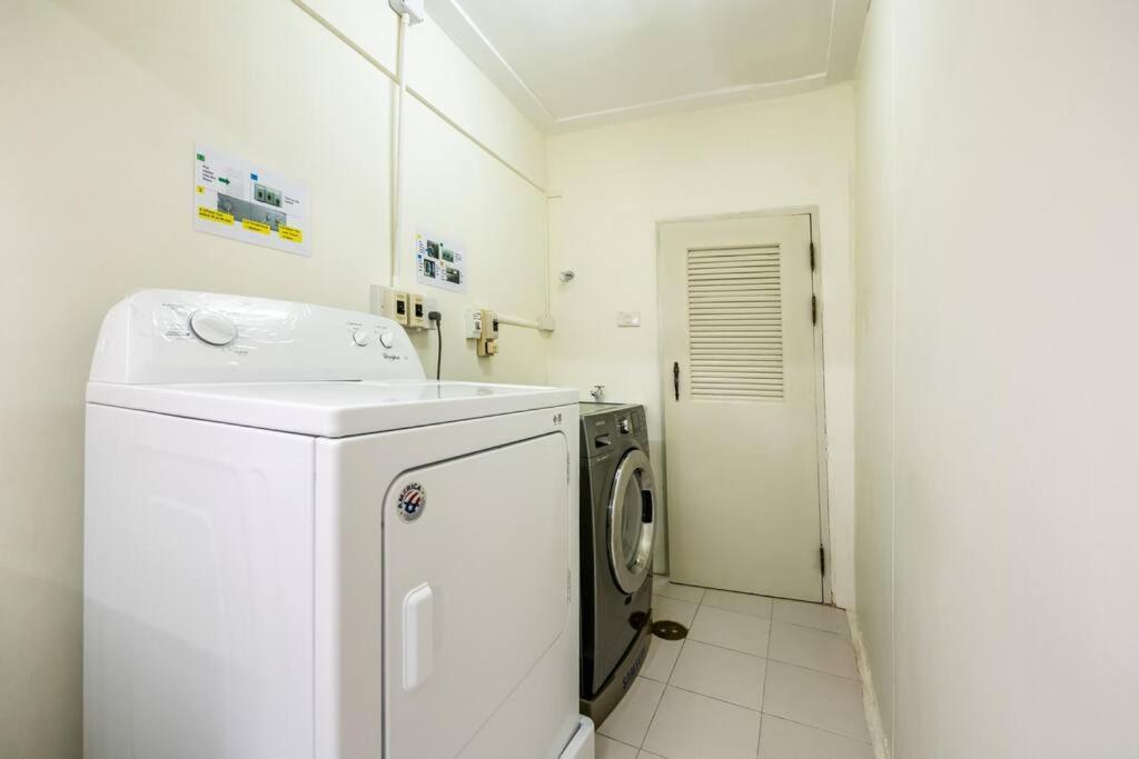 AT NANA ,4BR,4R,Nana BTS,10MintoSiam Banguecoque Exterior foto