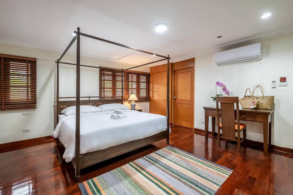 AT NANA ,4BR,4R,Nana BTS,10MintoSiam Banguecoque Exterior foto