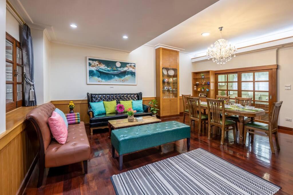 AT NANA ,4BR,4R,Nana BTS,10MintoSiam Banguecoque Exterior foto